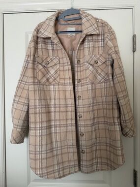 Gentle Fawn Beige White Plaid Button-Up Shacket Overcoat